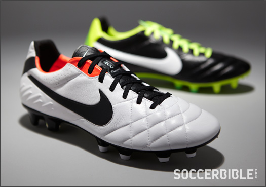 Zakje dik Fantasie Nike Tiempo Legend IV Football Boots - White/Black/Crimson &amp;  Black/White/Green - SoccerBible