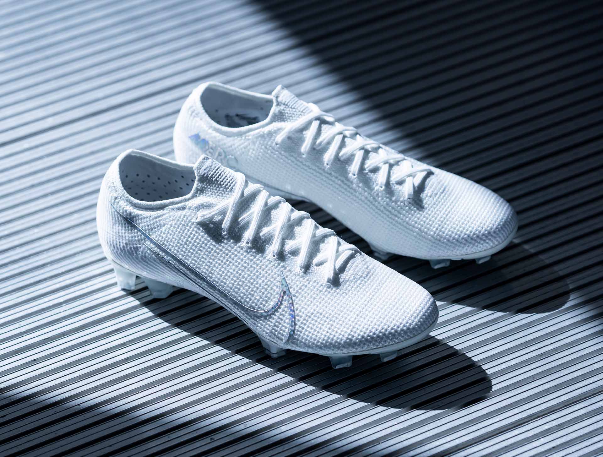 nike mercurial nouveau white