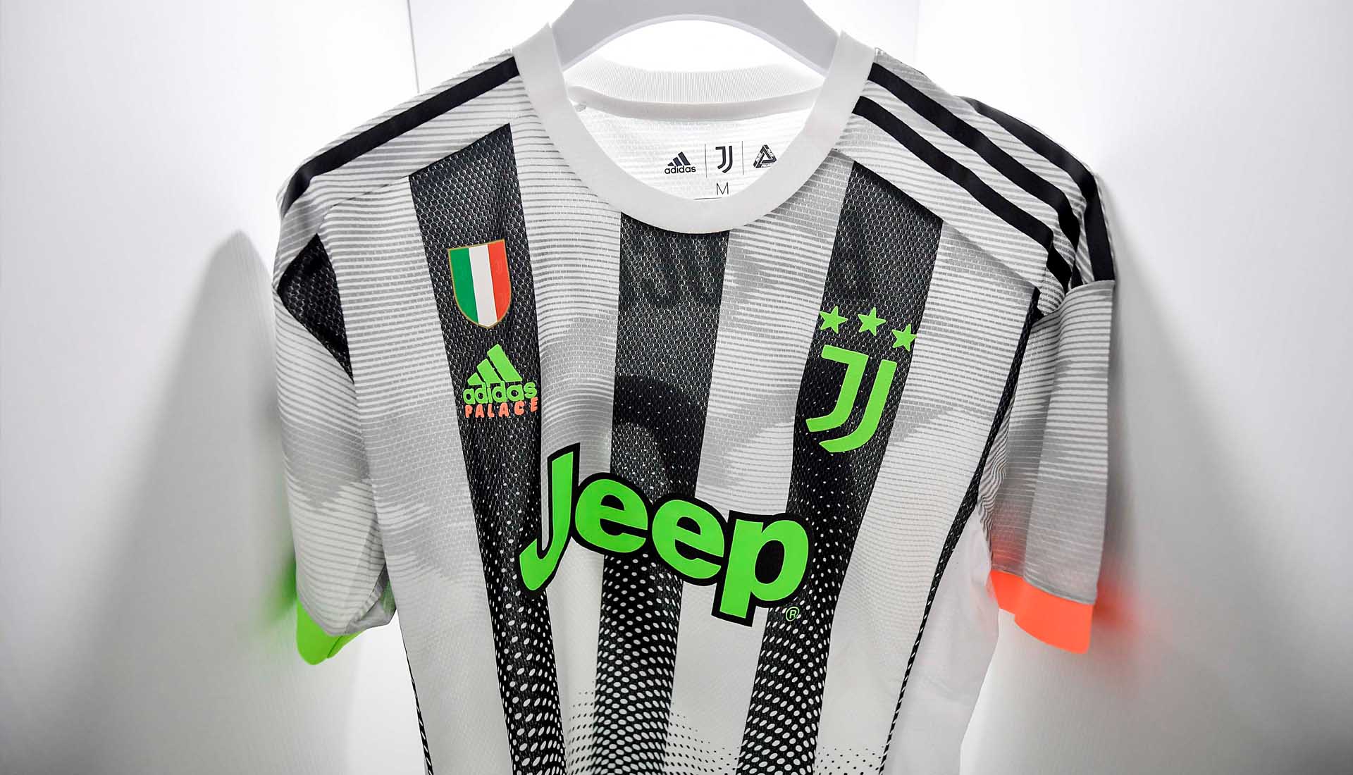 juventus fourth kit