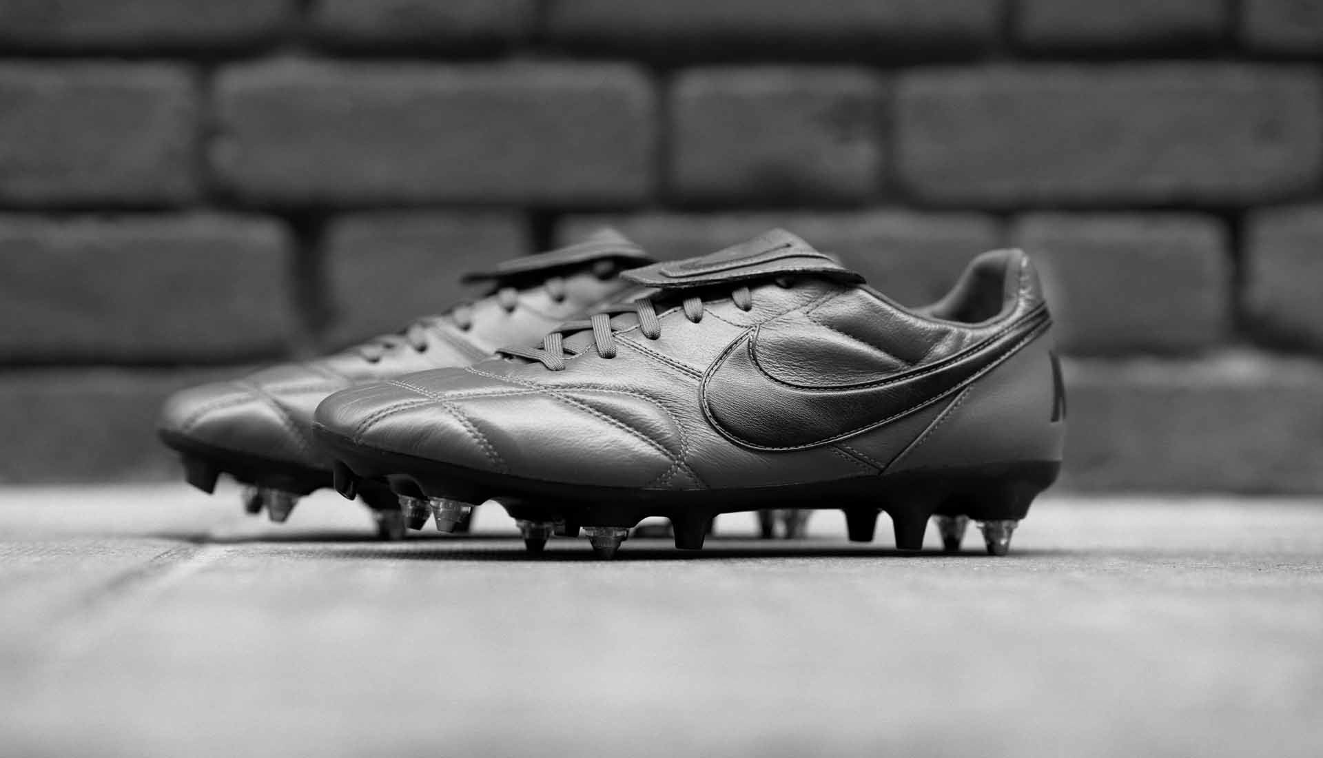 the nike premier ii