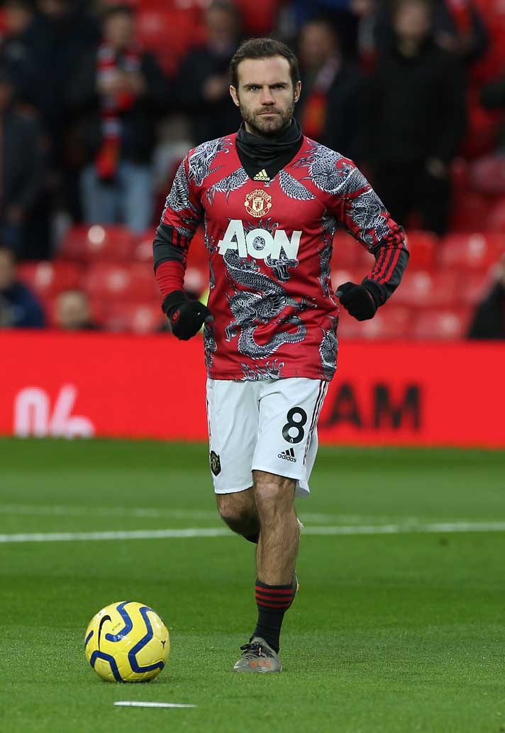 Manchester United Wear Chinese New Year 