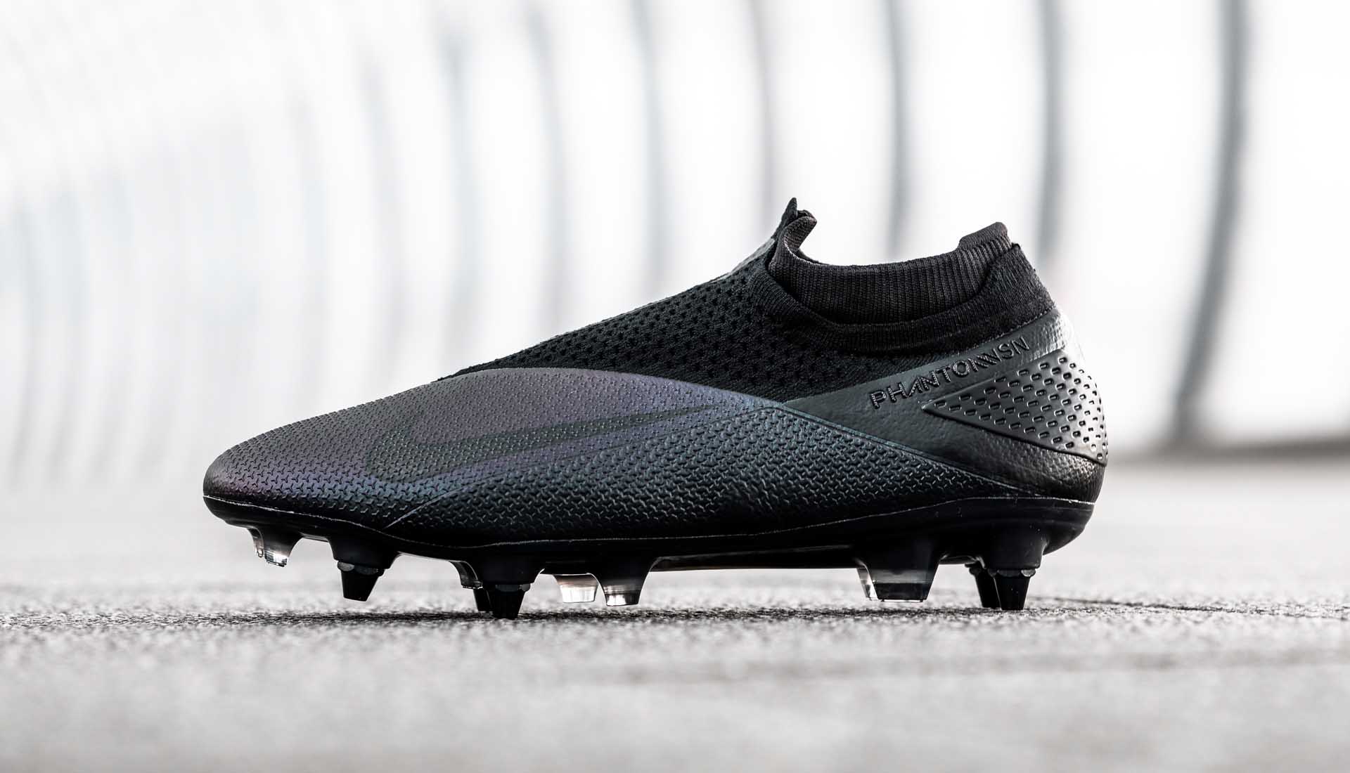 nike phantom boots black