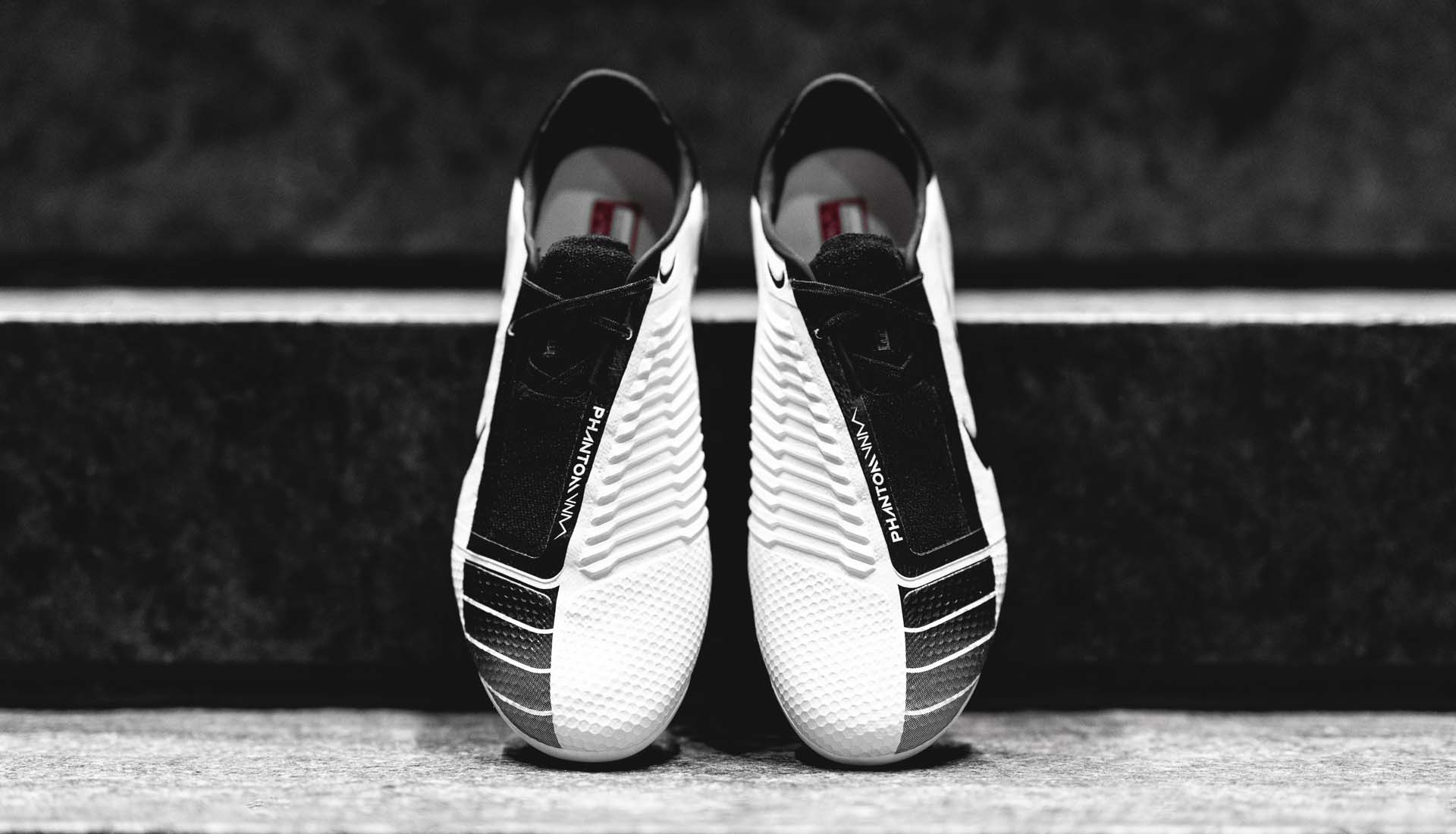 nike phantom vnm t90