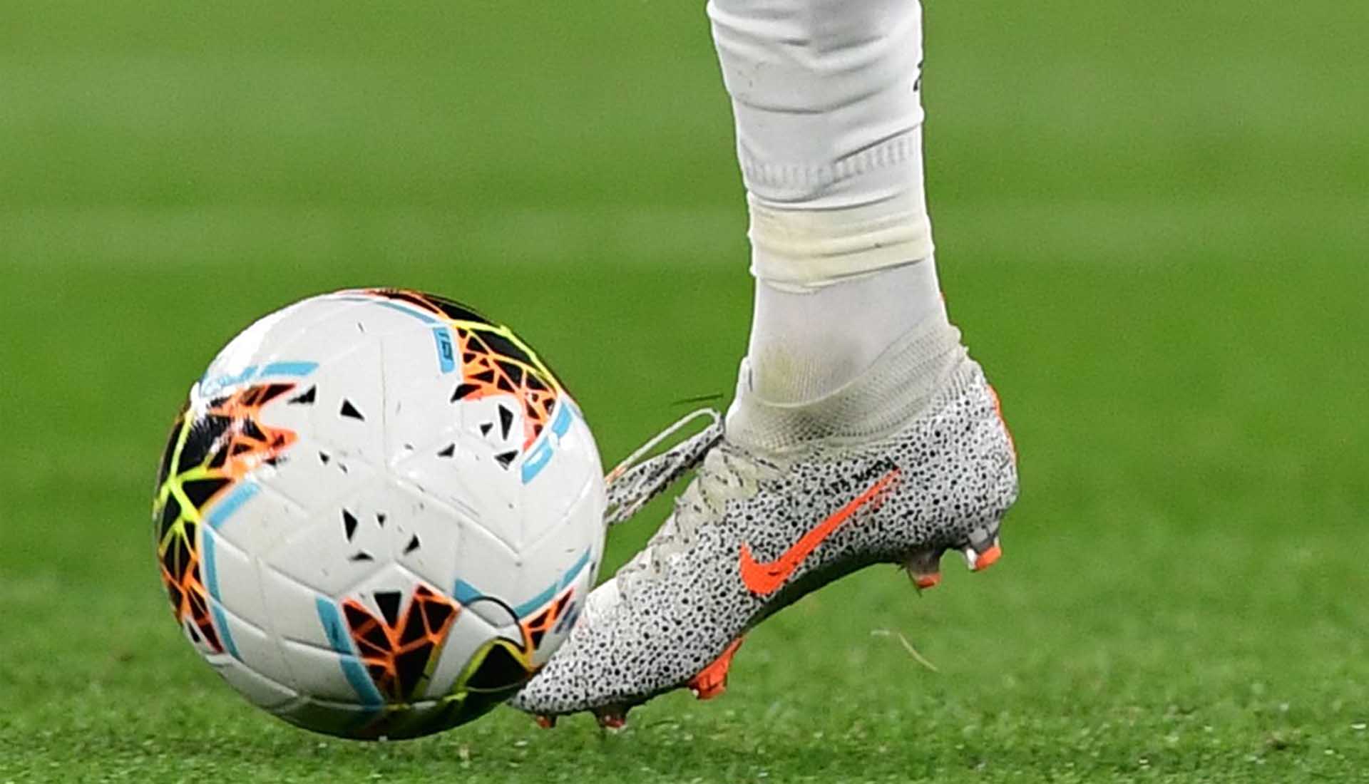 nike mercurial superfly safari 2020