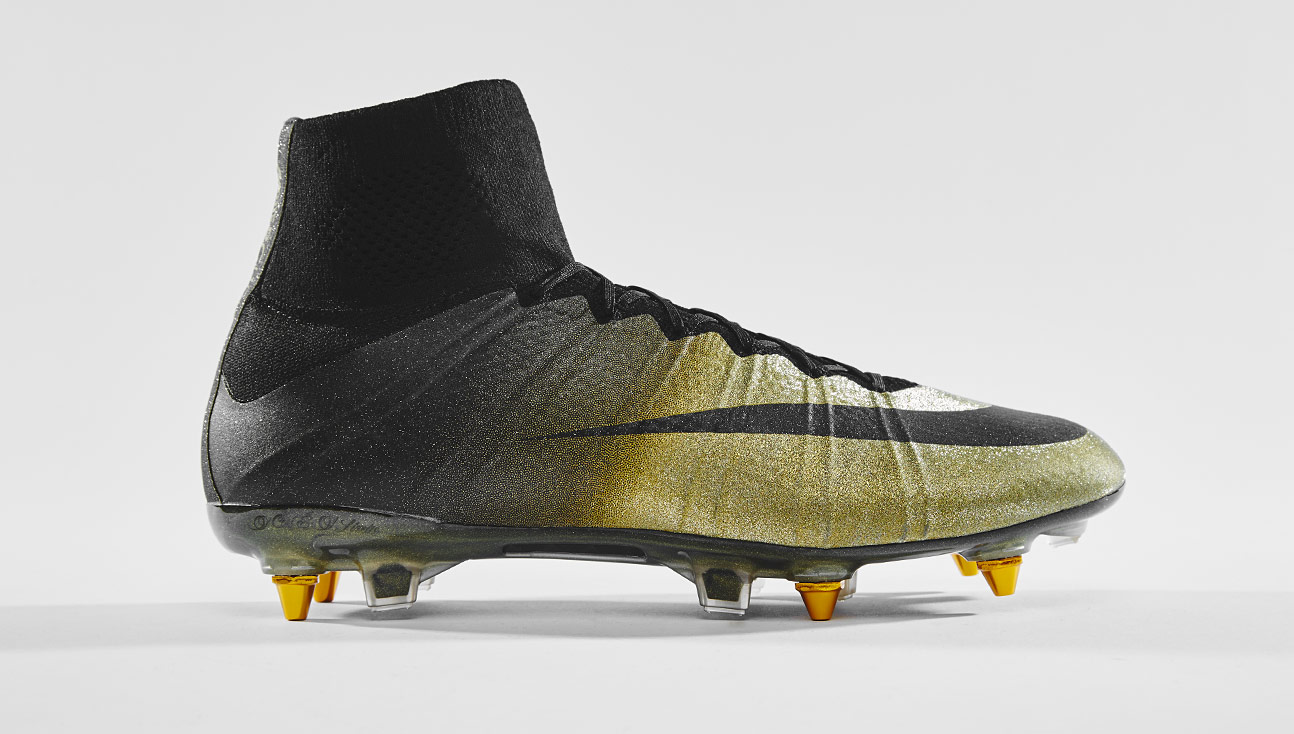 nike cr7 gold