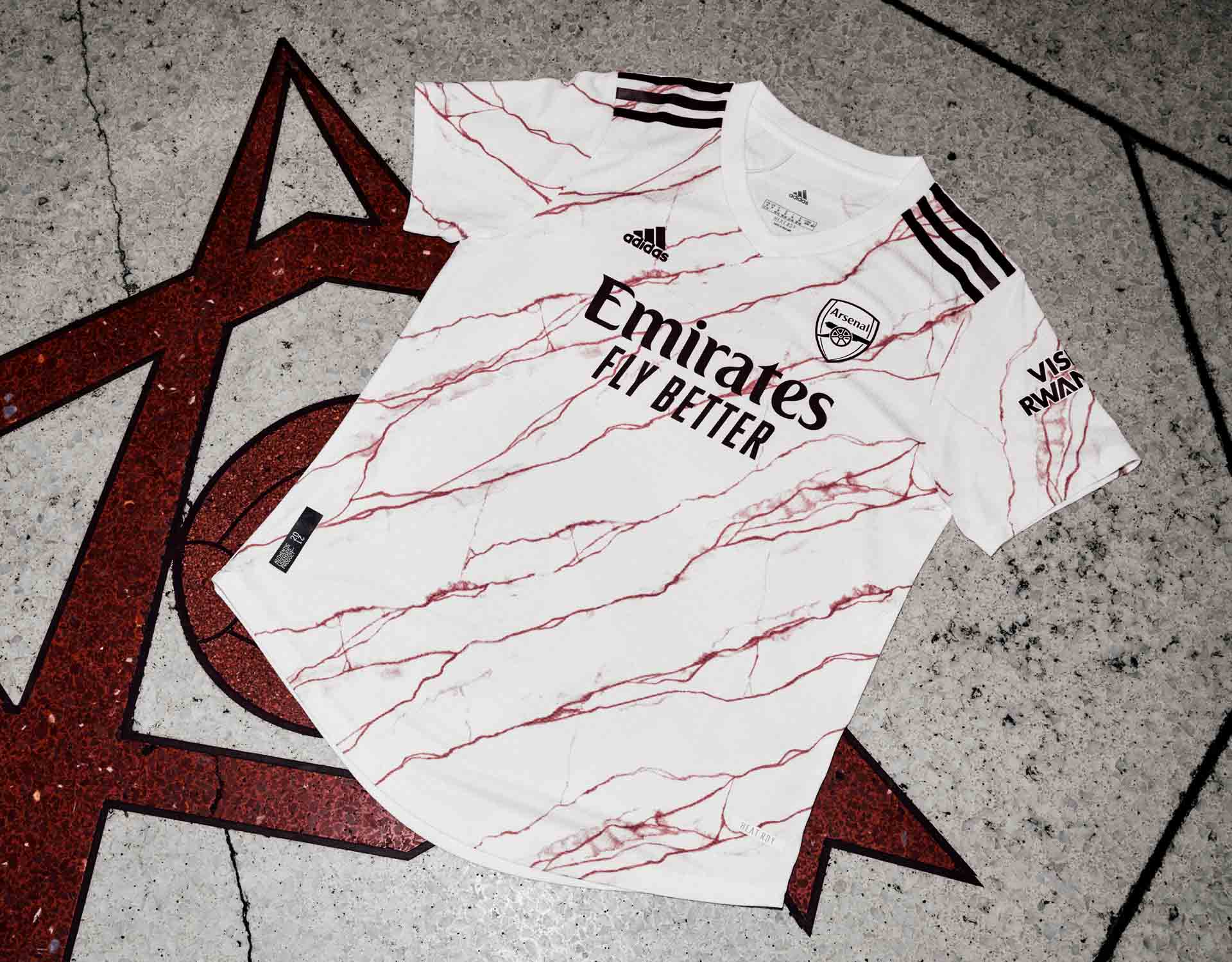 away arsenal jersey