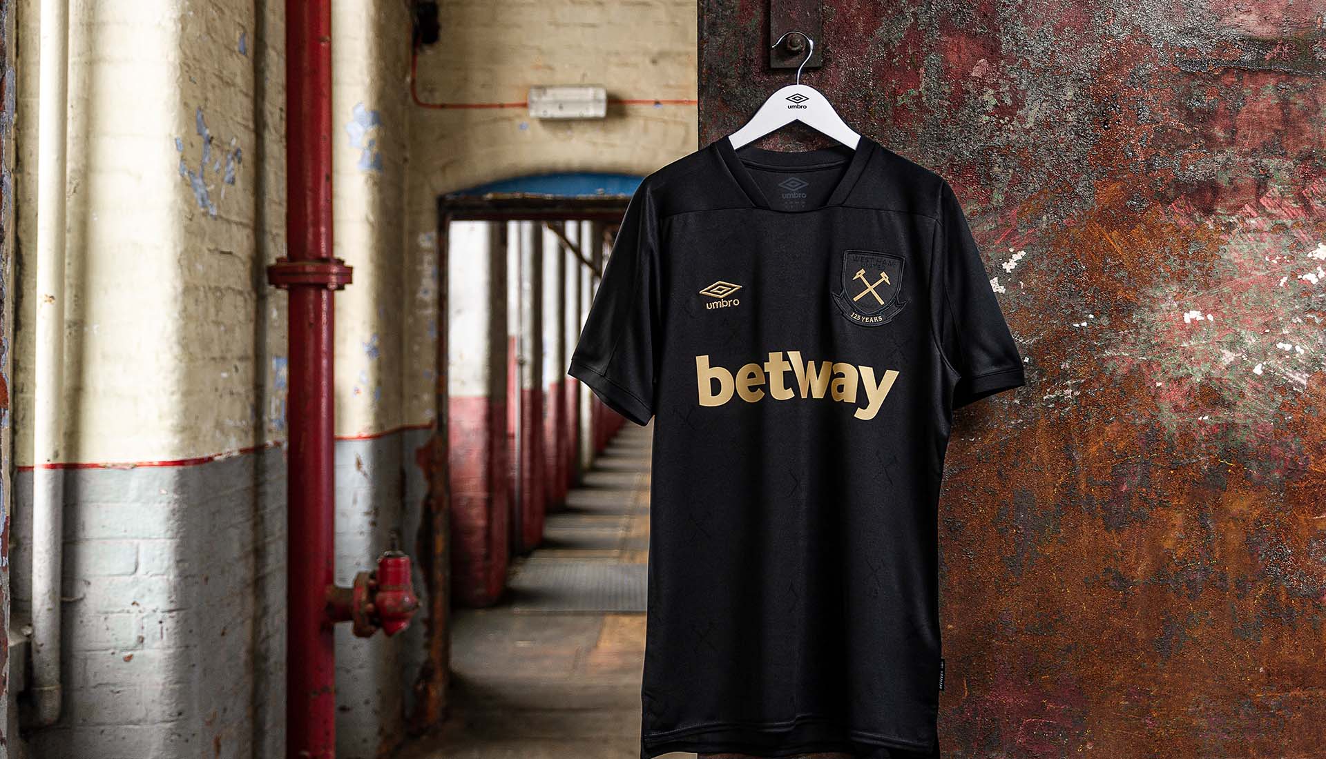 west ham third kit