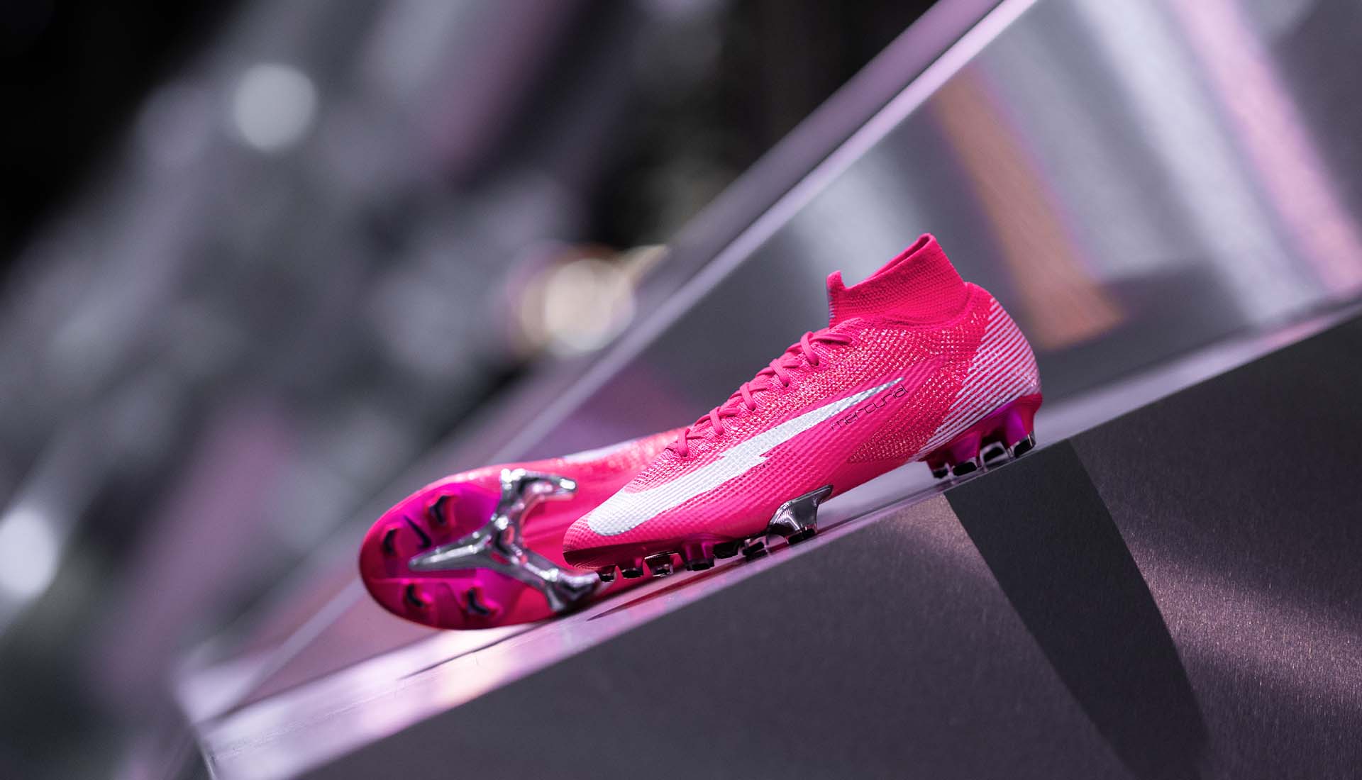 nike mercurial football shoes