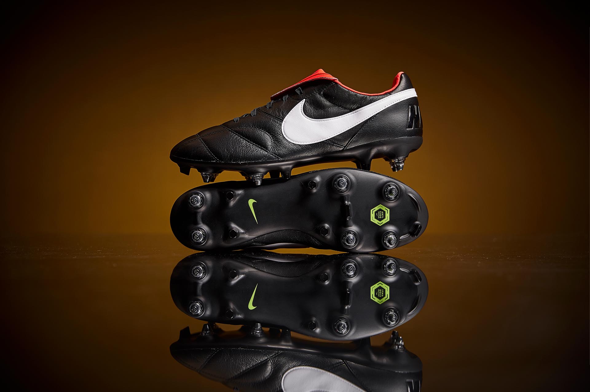 Nike The II Anti-Clog "Black/White/Bright Crimson" - SoccerBible