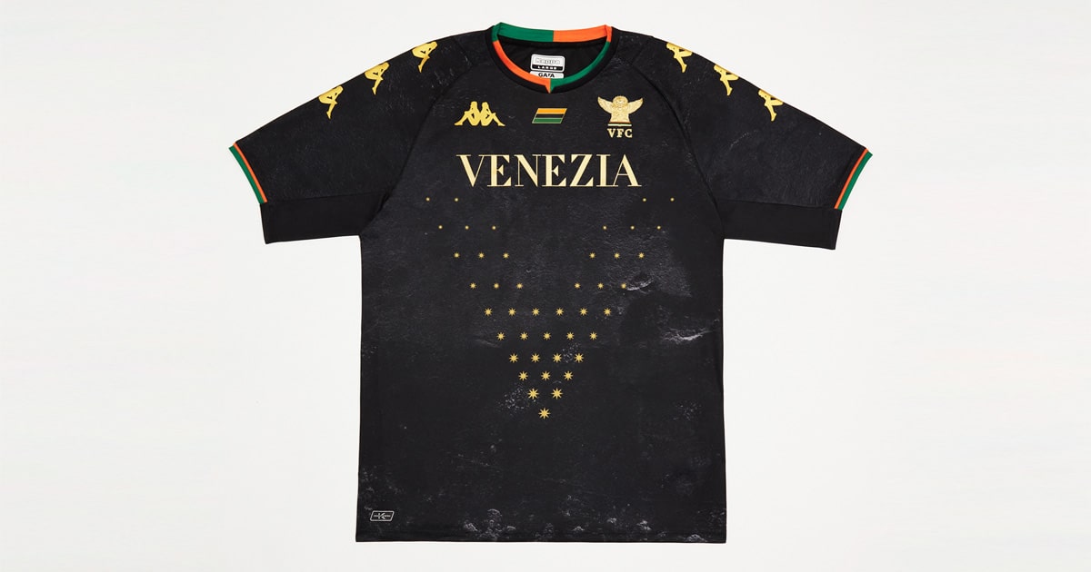Twitter Reacts To Venezia FC's 21/22 Home Shirt - SoccerBible