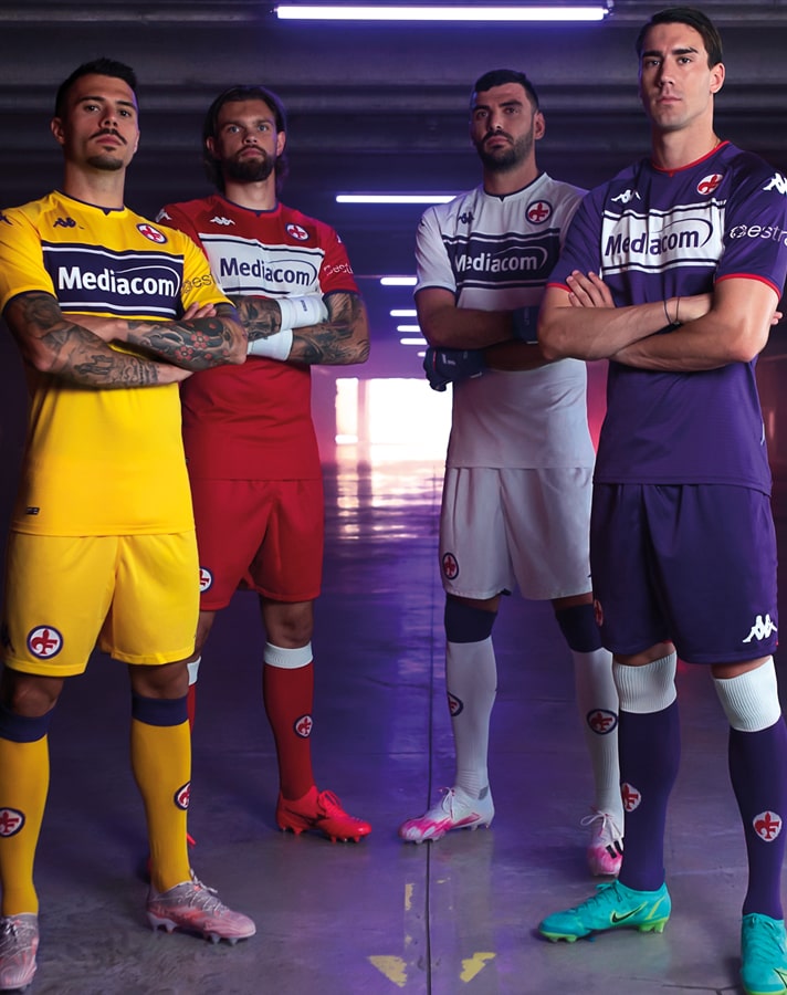 佛罗伦萨发布21/22赛季主客场以及第三、四球衣