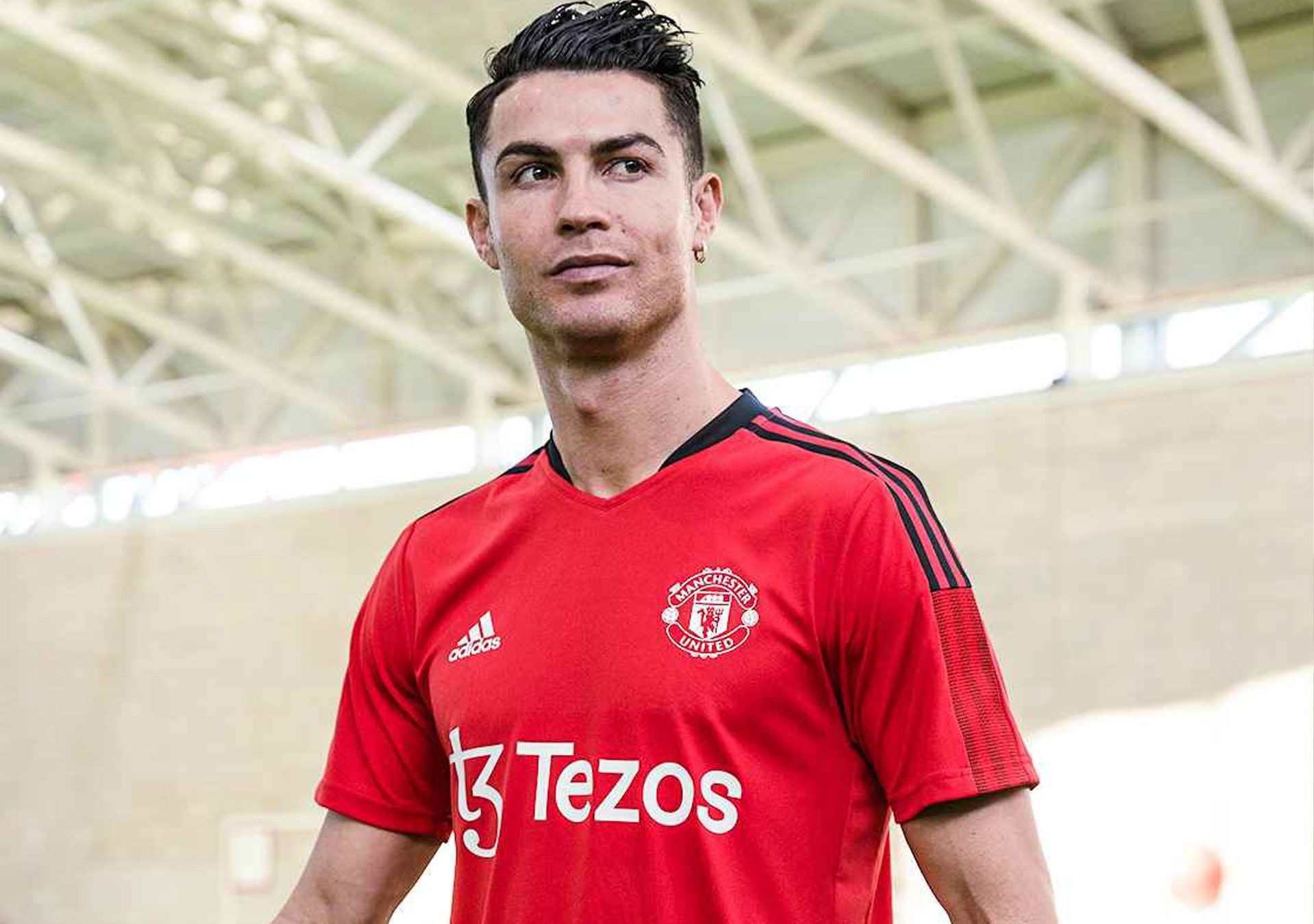 Man United Announce Tezos As New Training Shirt Sponsor - SoccerBible