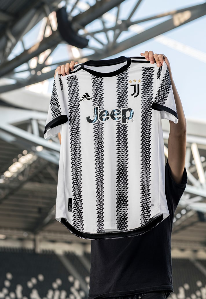 Lee voor eeuwig kabel adidas Juventus 22/23 Home Shirt Unveiled - SoccerBible