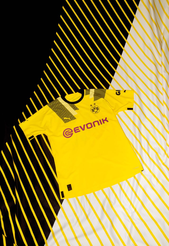 Borussia Dortmund unveiled the third jersey