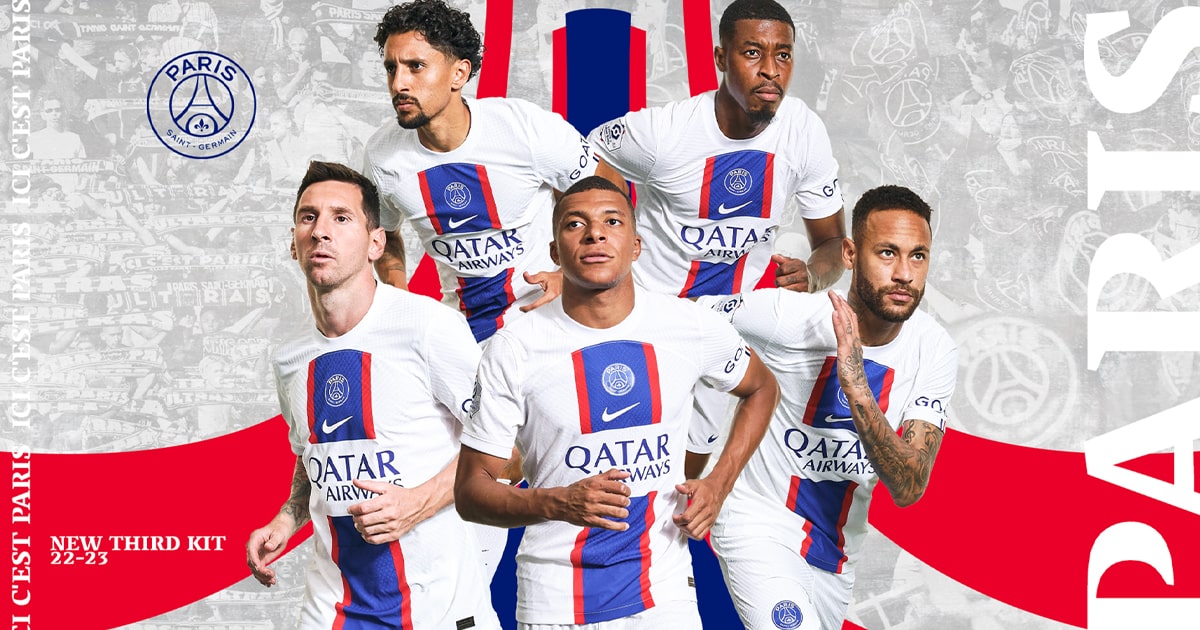 PSG Travel In New All-White Nike Collection - SoccerBible