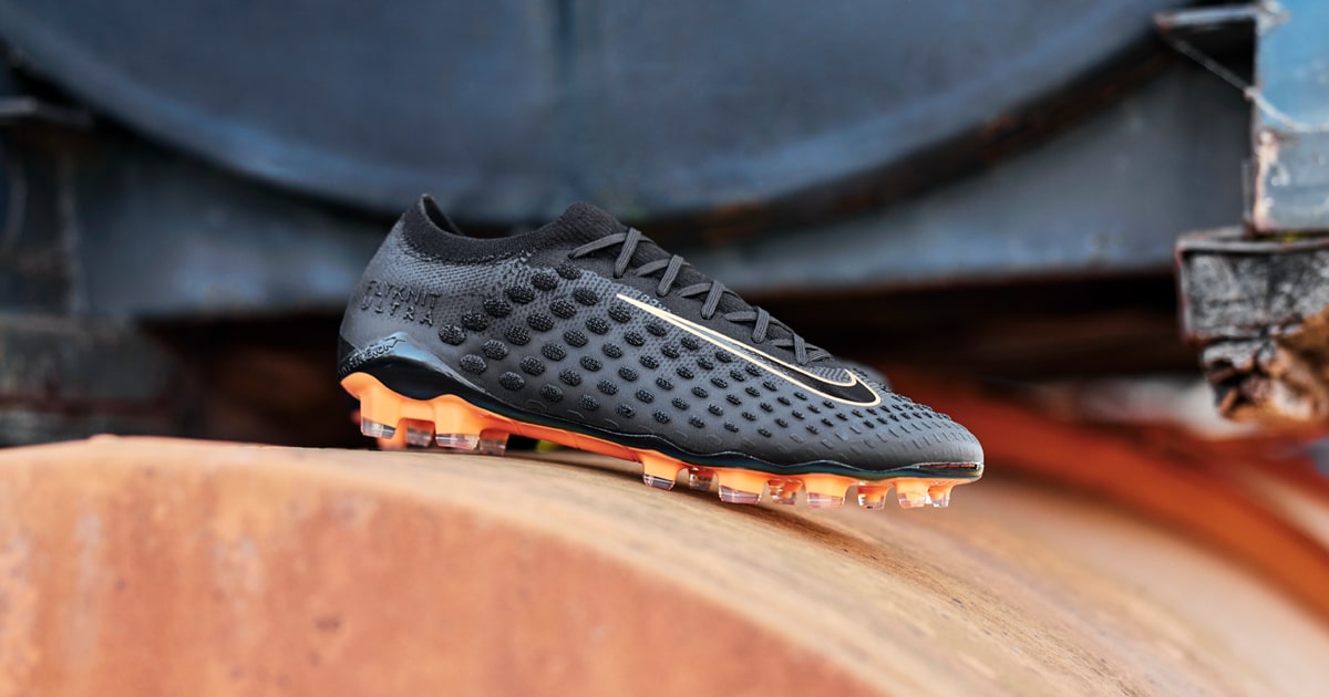 Kleverig artikel de eerste Nike Launch The Phantom Ultra Venom - SoccerBible