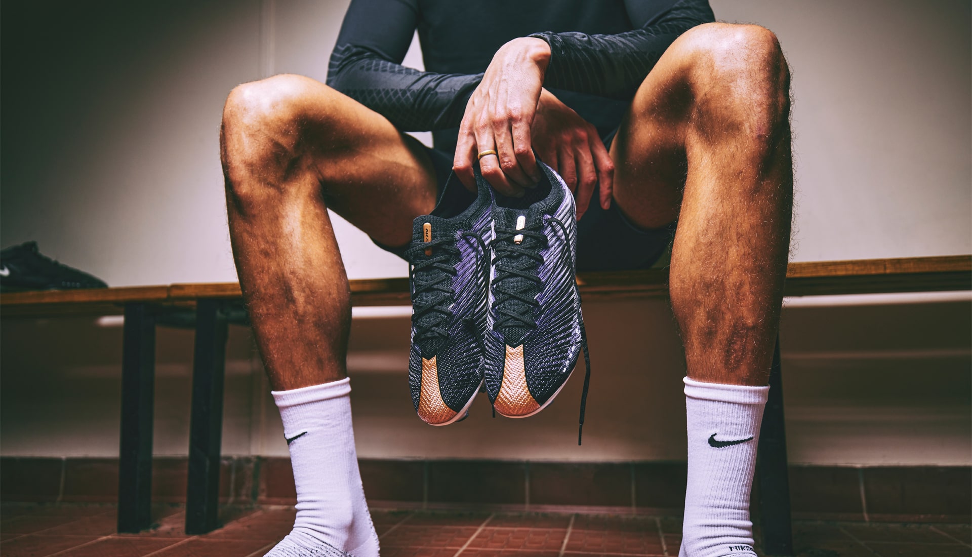 Nike Drop 'Retro' Zoom Mercurial Vapor SoccerBible