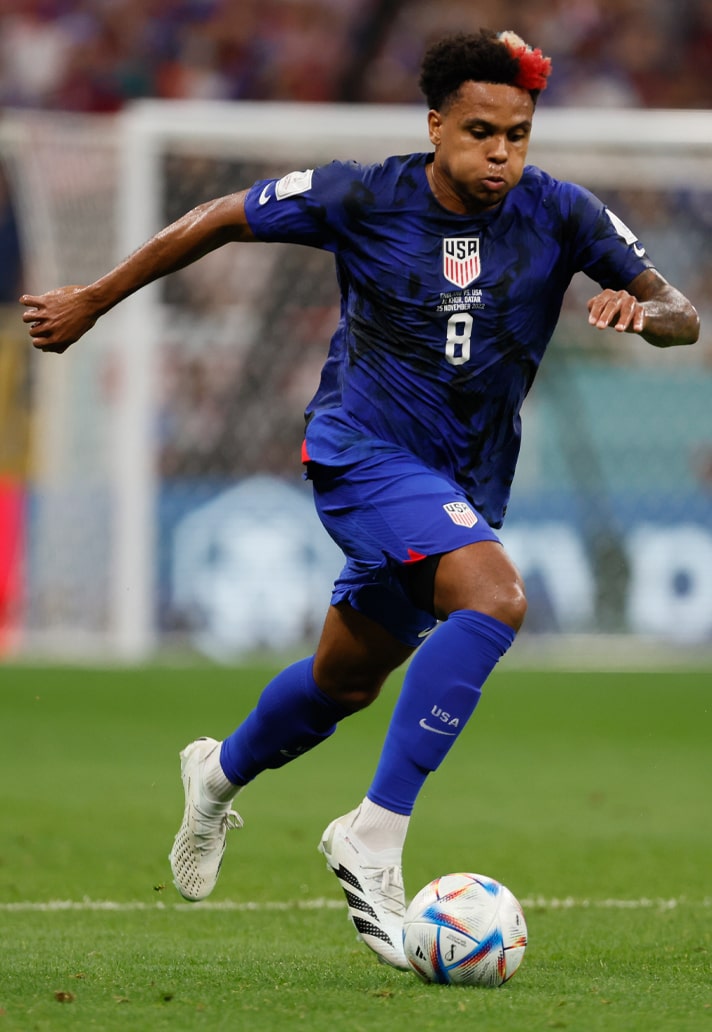 https://www.soccerbible.com/media/142619/bs-mckennie-1-min.jpg