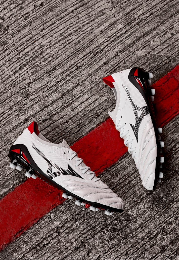 Morelia Neo IV Beta Made in Japan KL Soccer Cleat - Mizuno USA