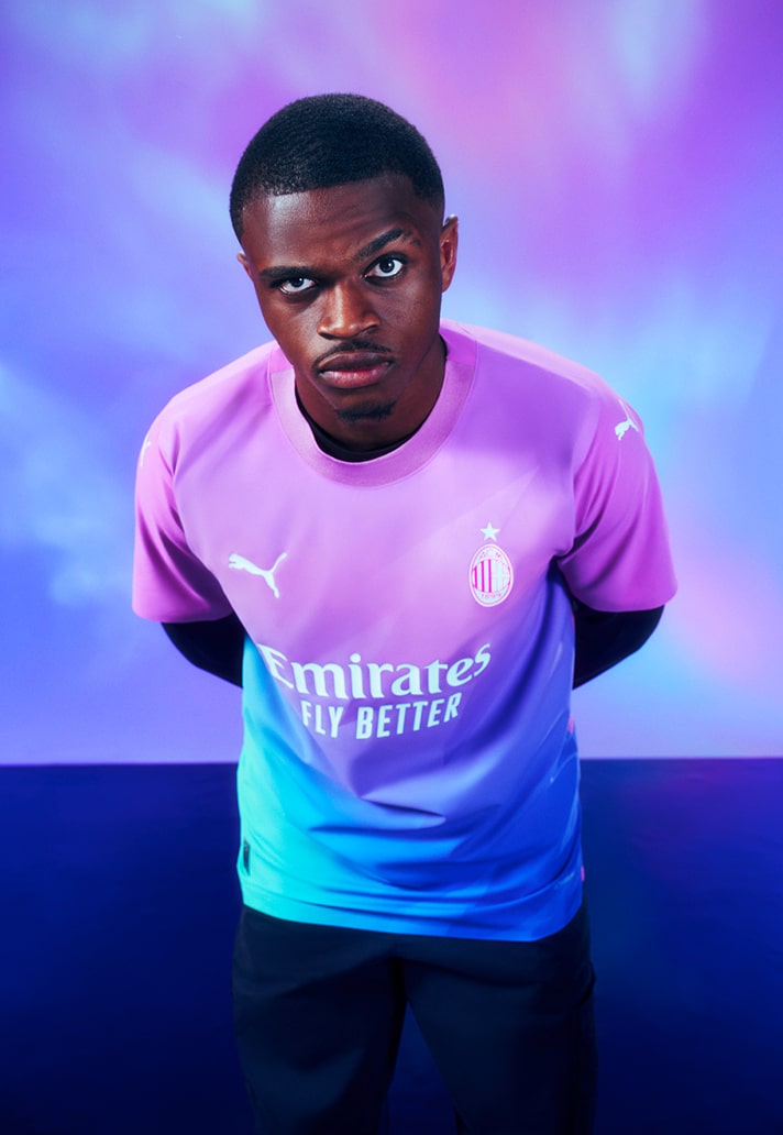 AC Milan vibrant 2022/23 third kit