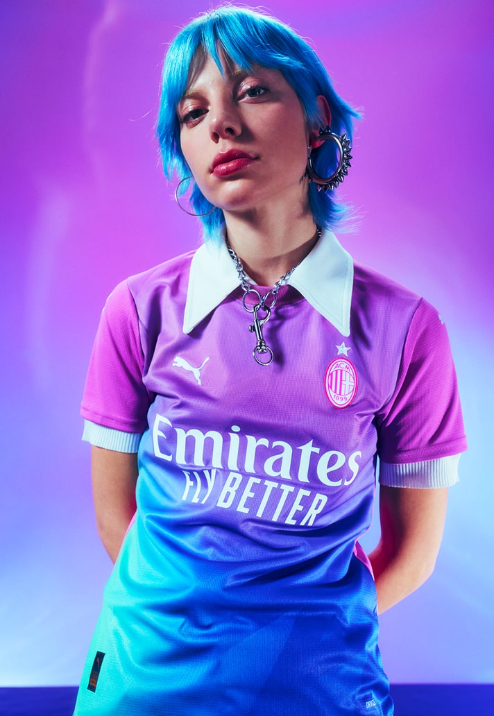 AC Milan vibrant 2022/23 third kit