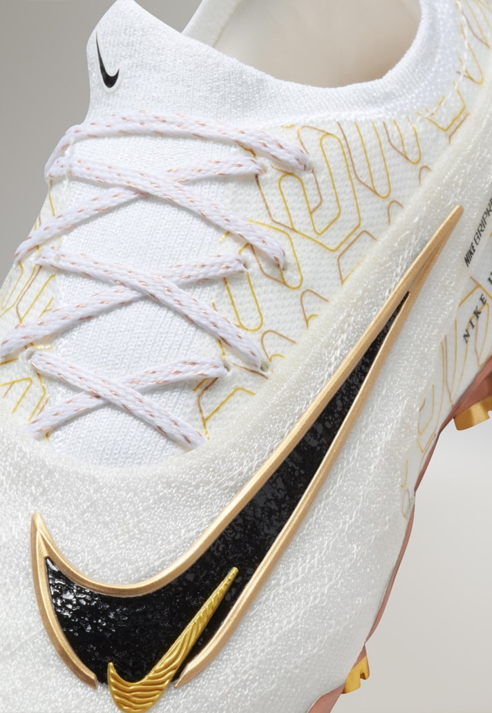 Nike Launch The 'United Golden' Pack - SoccerBible