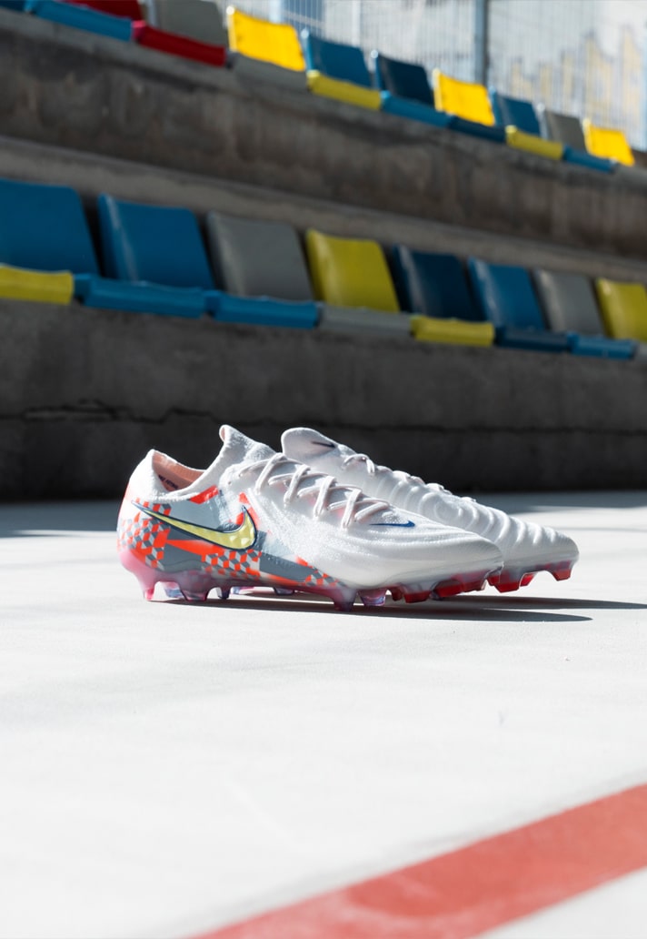 Nike Drop The Phantom 'Barna' - SoccerBible