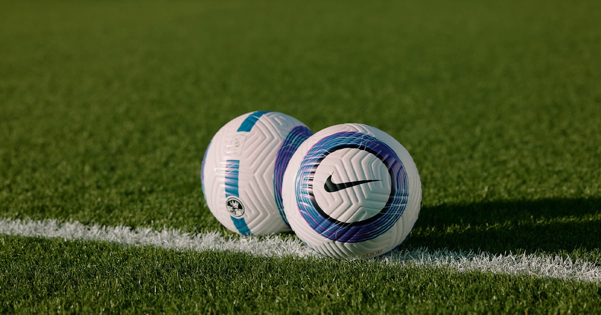 NIKE PREMIERLEAGUE 24/25ACADEMY FOOTBALL Nike Academy Football