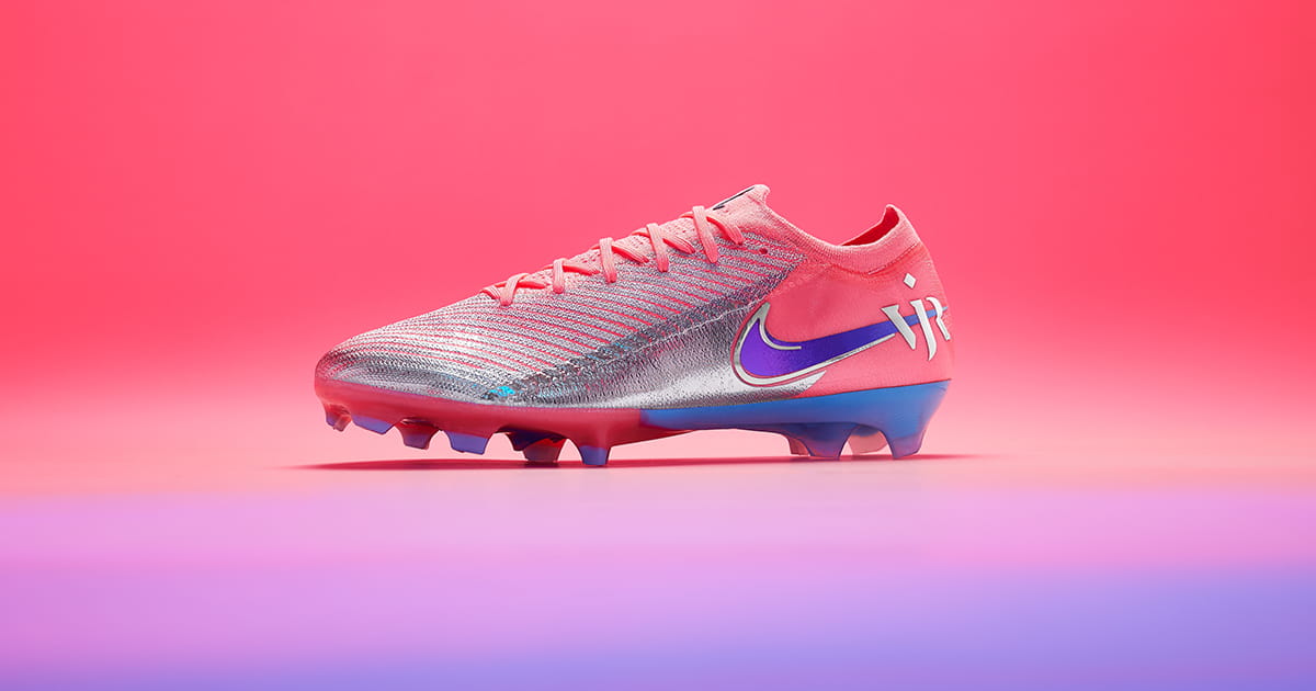 ナイキマーキュリアルヴェイパー16 vini Jr. Nike Jr. Mercurial Vapor 16 Academy 