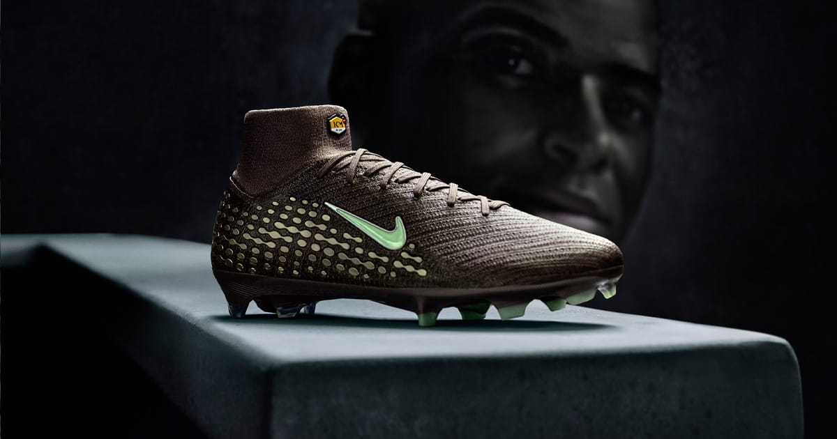 Nike スーパーフライ　ムバッペ Nike Reveal The Next Chapter In Kylian Mbappe's Signature Boot