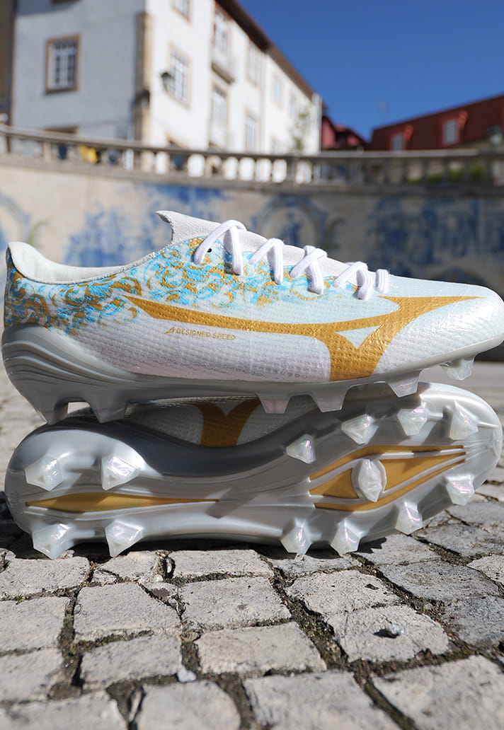 Mizuno Drops Jo o F lix s First Signature Boot A Viseu Born Vision For 