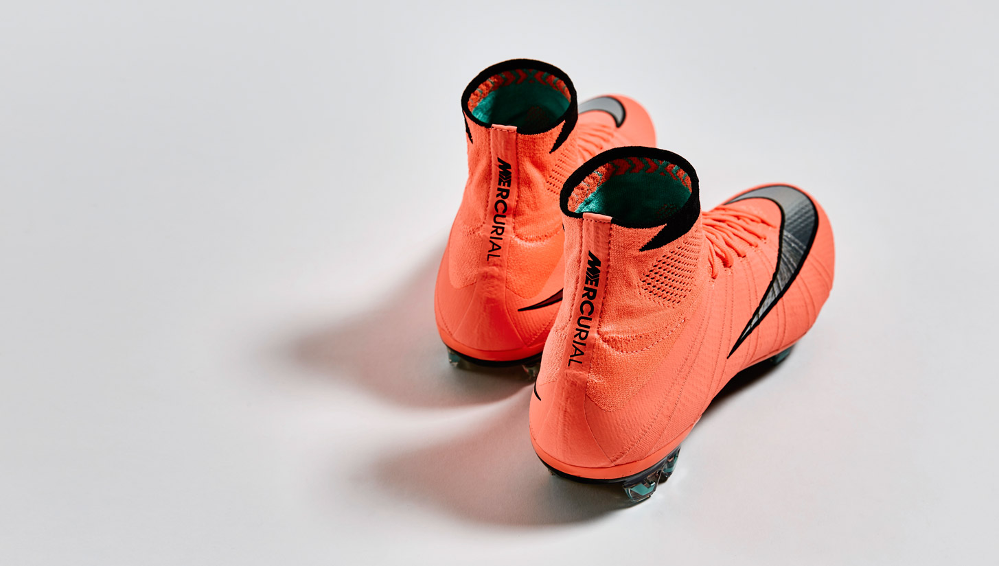 Top New Nike Mercurial Superfly Heritage Soccer Boots in