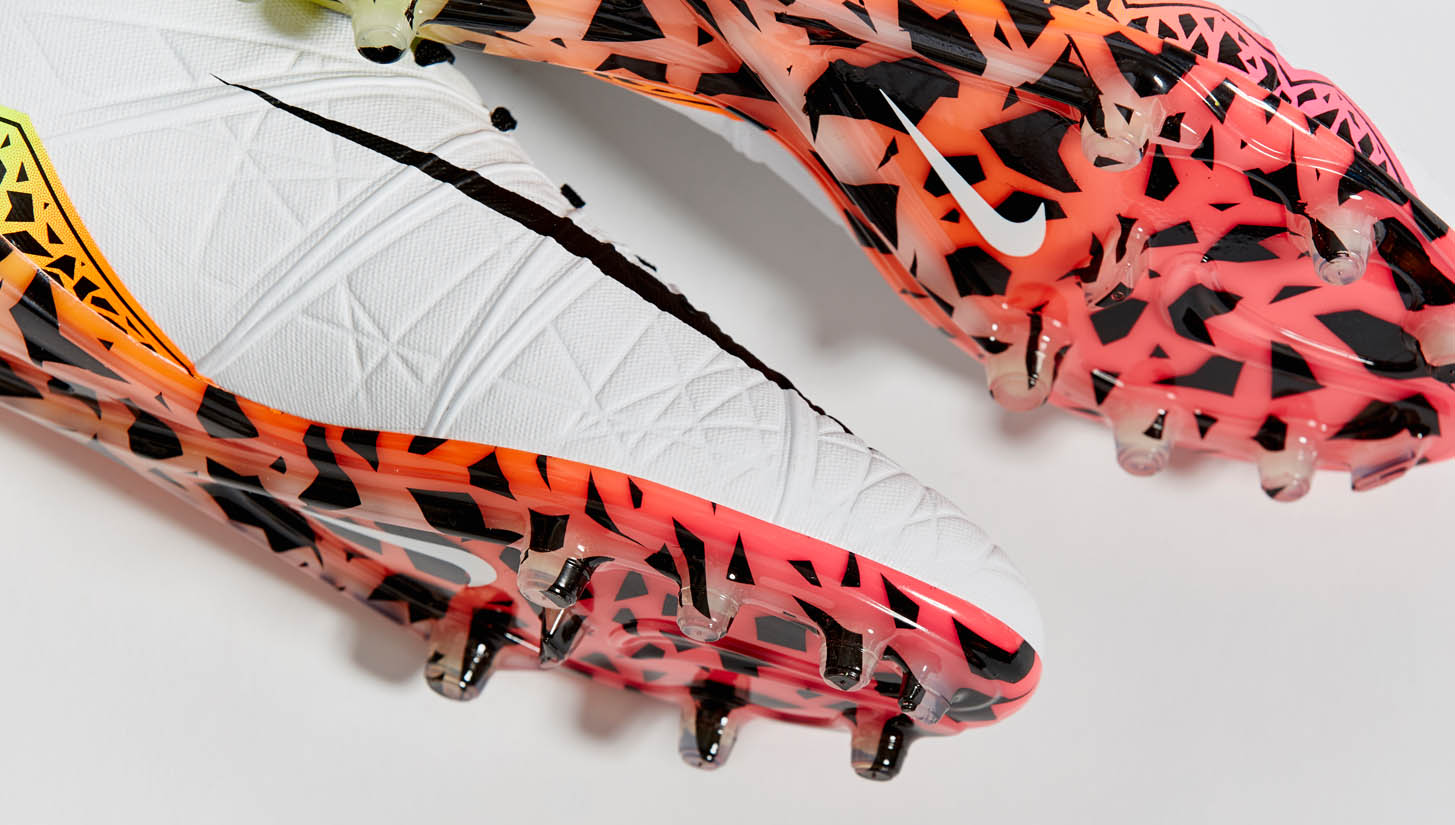 nike hypervenom radiant