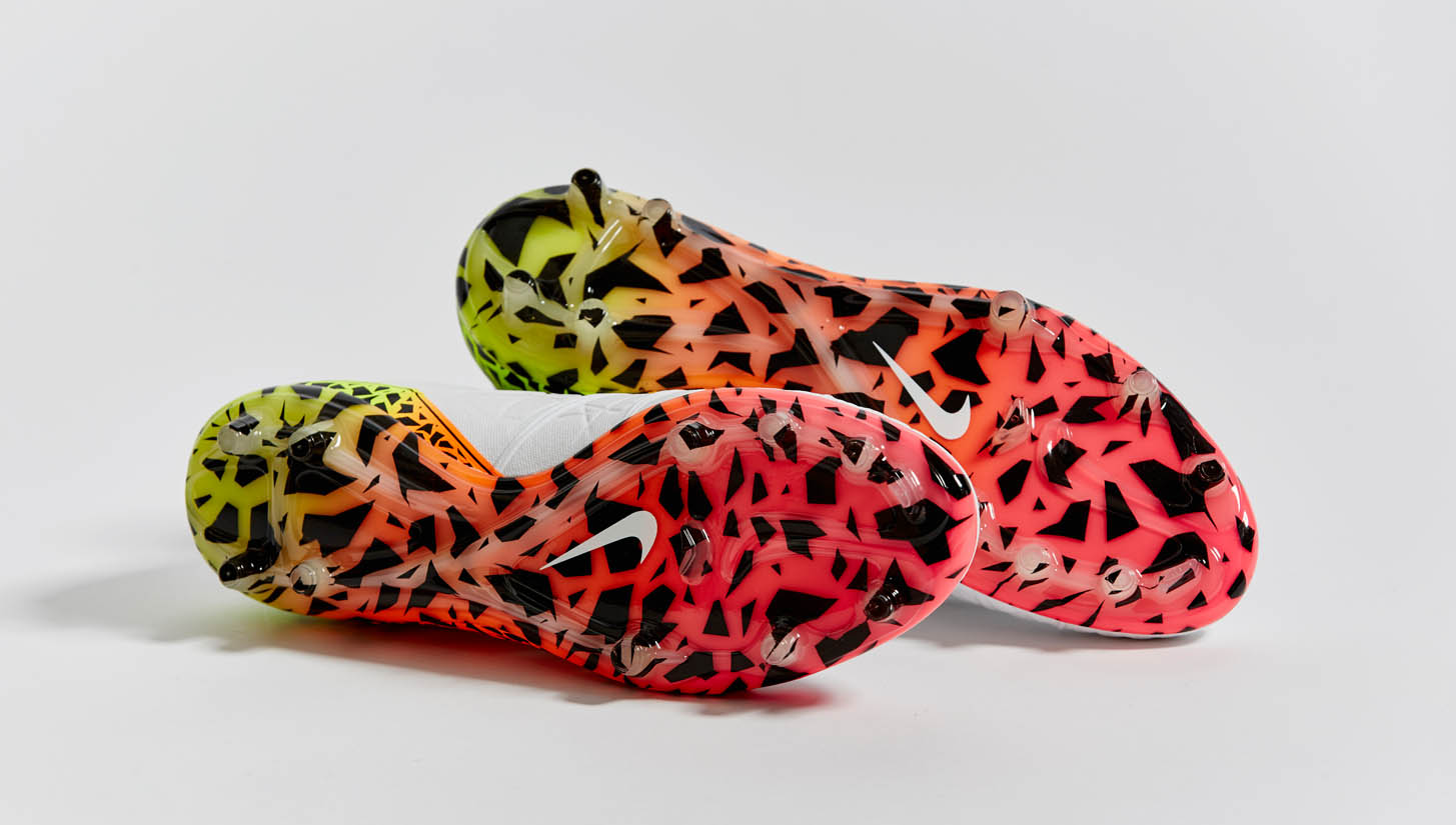 nike hypervenom radiant