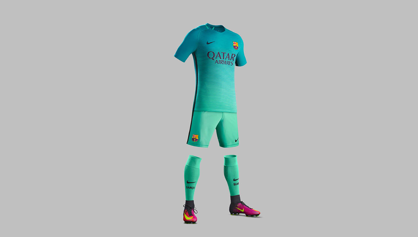 barcelona light green jersey