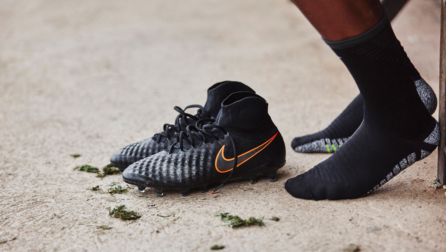 Nike Magista Obra II AG Pro Soccer Footwear SidelineSwap