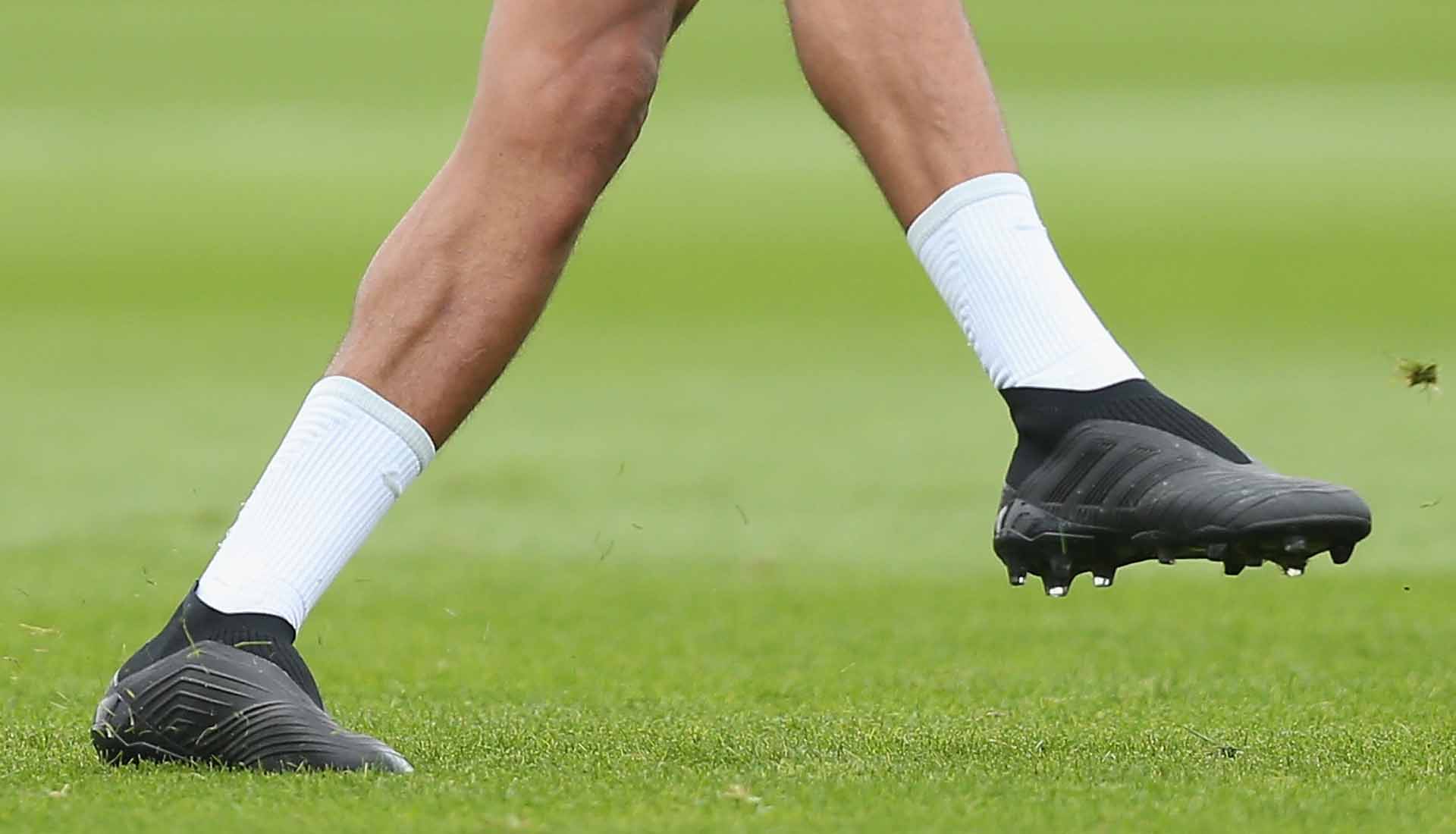 Dele Alli & Fernando Llorente in Blackout adidas Boots - SoccerBible