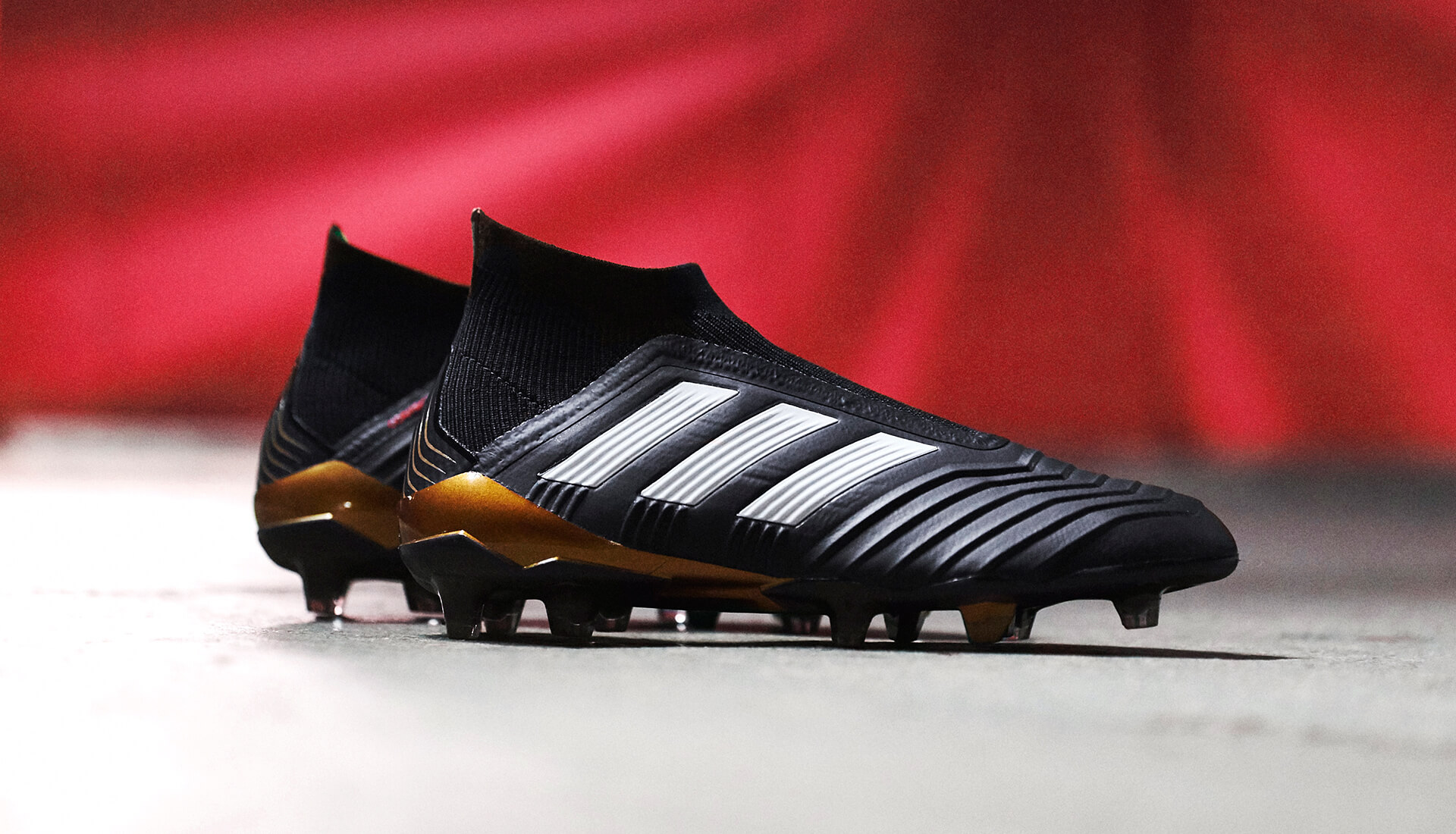 adidas predator all black football boots