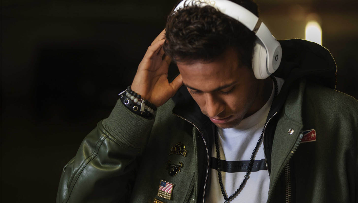 Neymar Stars in Beats by Dre #AboveTheNoise Film - SoccerBible