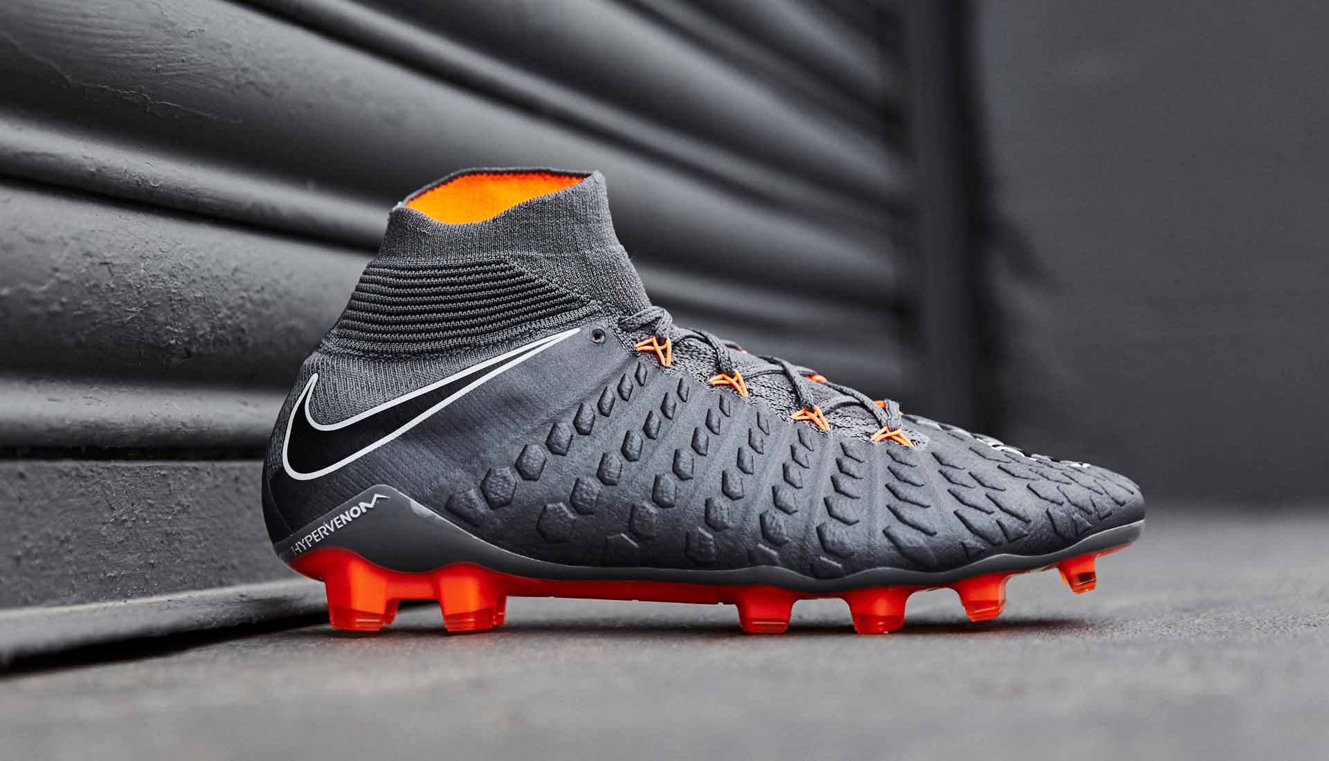 nike hypervenom 36