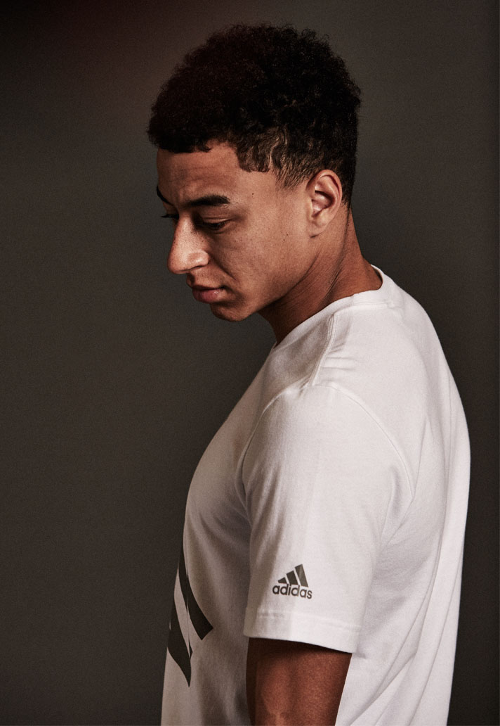 jesse lingard pink jersey