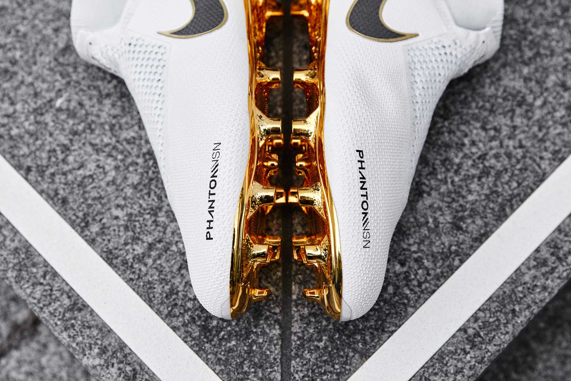 nike phantom vsn gold