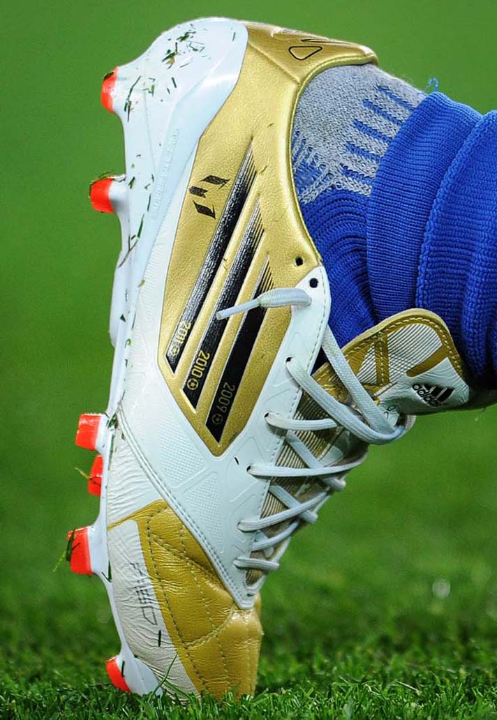 messi signature boots