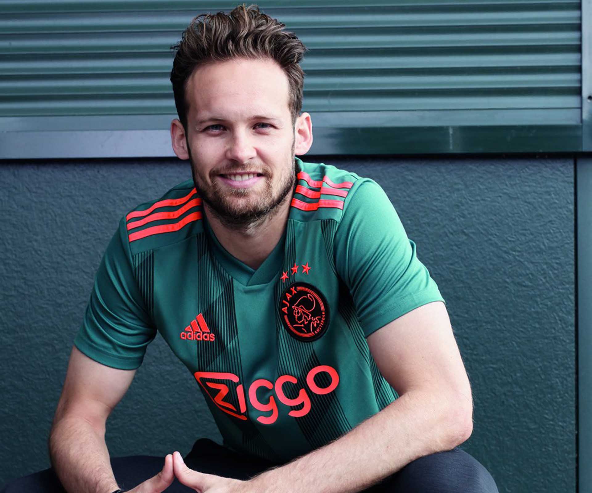 adidas ajax kit