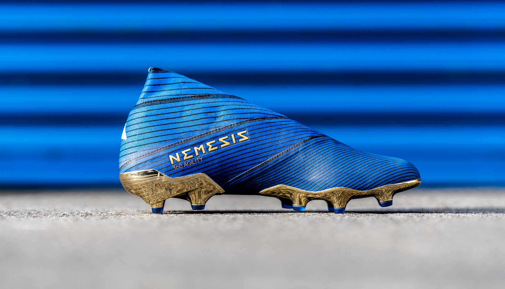 adidas nemeziz metal studs