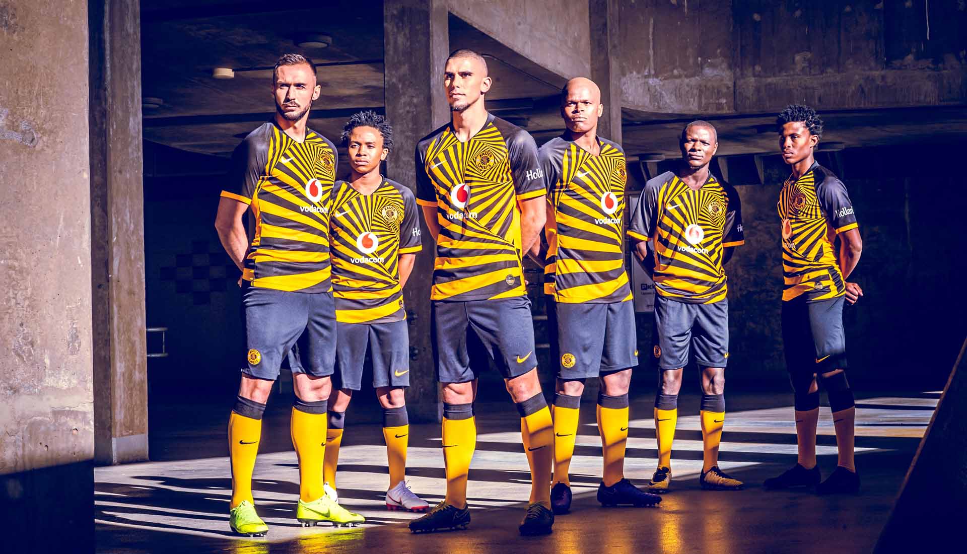 kaizer chiefs jersey number 19