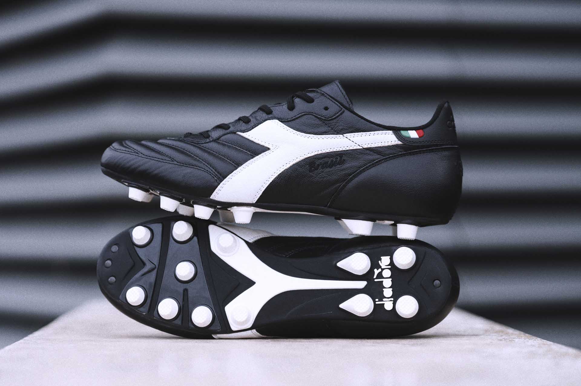 diadora